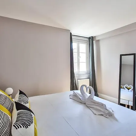 41.typical Parisian Flat#4pers#le Marais#beaubourg * 巴黎