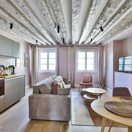 41.typical Parisian Flat#4pers#le Marais#beaubourg شقة باريس