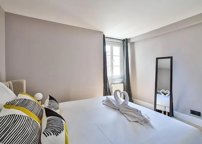 41.typical Parisian Flat#4pers#le Marais#beaubourg * Paris