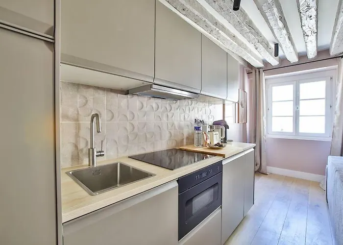 Daire 41.typical Parisian Flat#4pers#le Marais#beaubourg